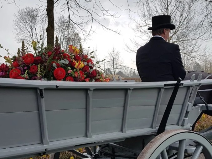 Ametista begrafenis in Woerden